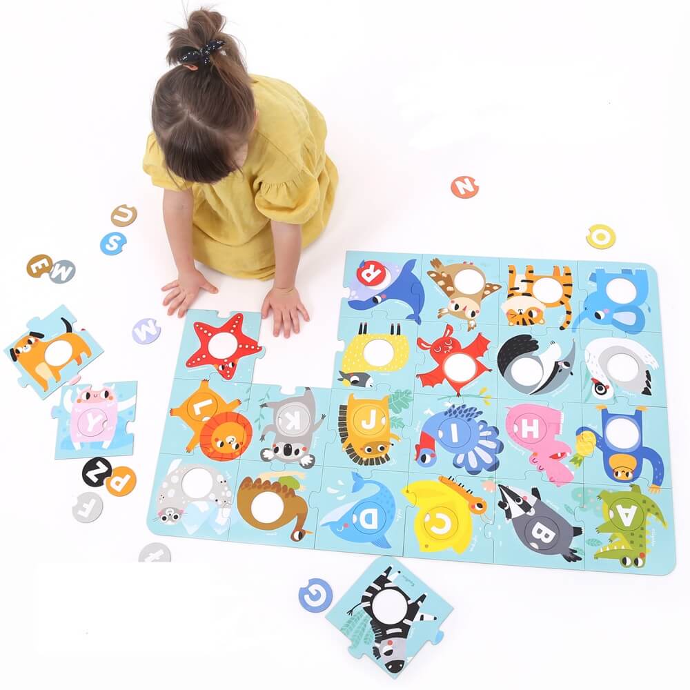 Artykuł Literkowe zabawy - Duuuże Puzzle Alfabet - duza podlogowa ukladanka dla dzieci 3+