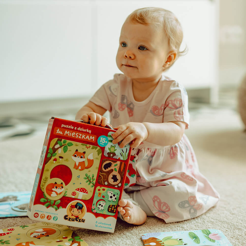 Puzzle z dziurka Tu mieszkam ukladanka dla malucha duze tabliczki z wymiennymi koleczkami