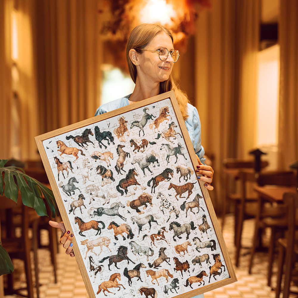 ilustracja Puzzlove Konie jako dekoracja w ramie